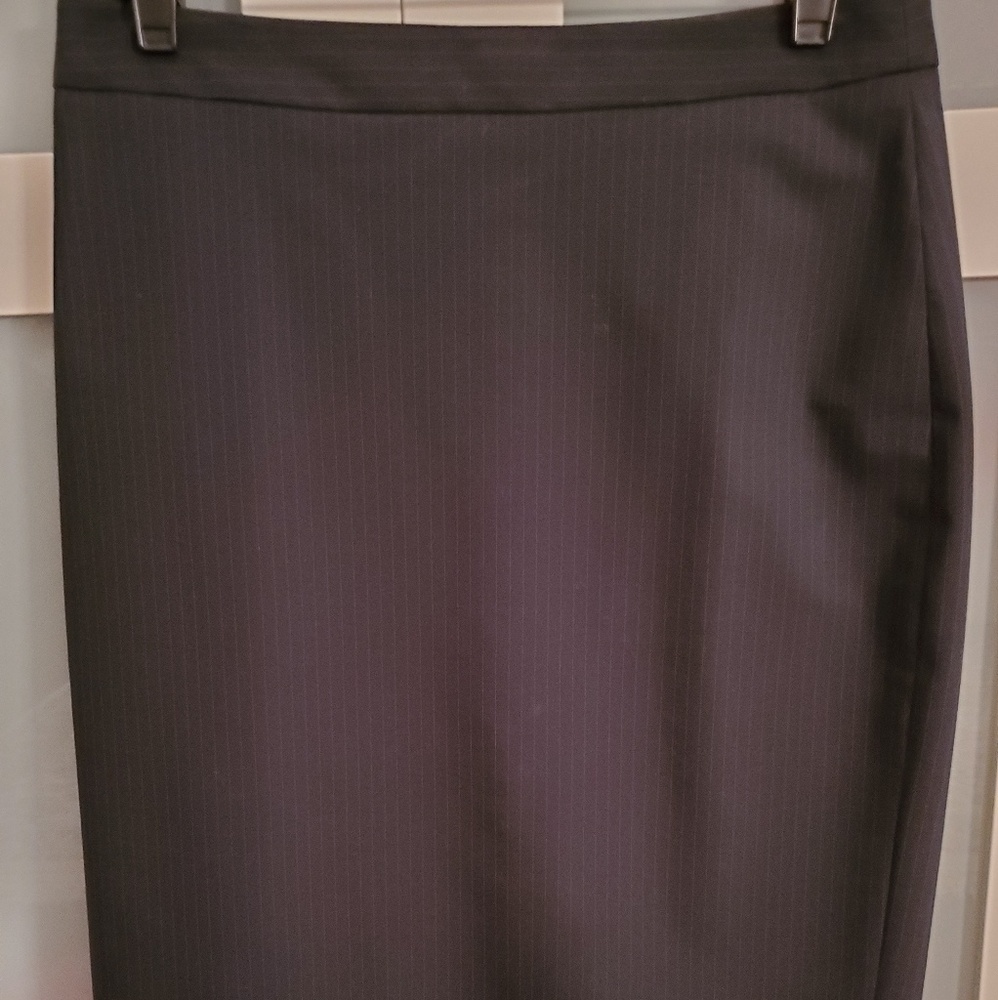 Pencil skirt